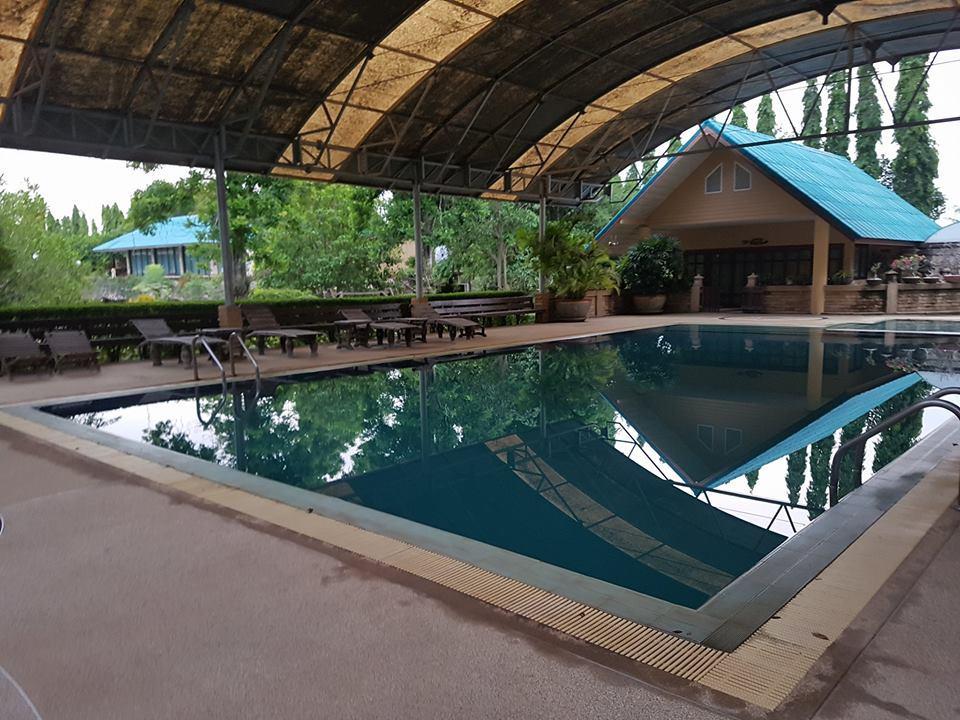 Chart Trip Resort Nakhonratcsaszima Kültér fotó