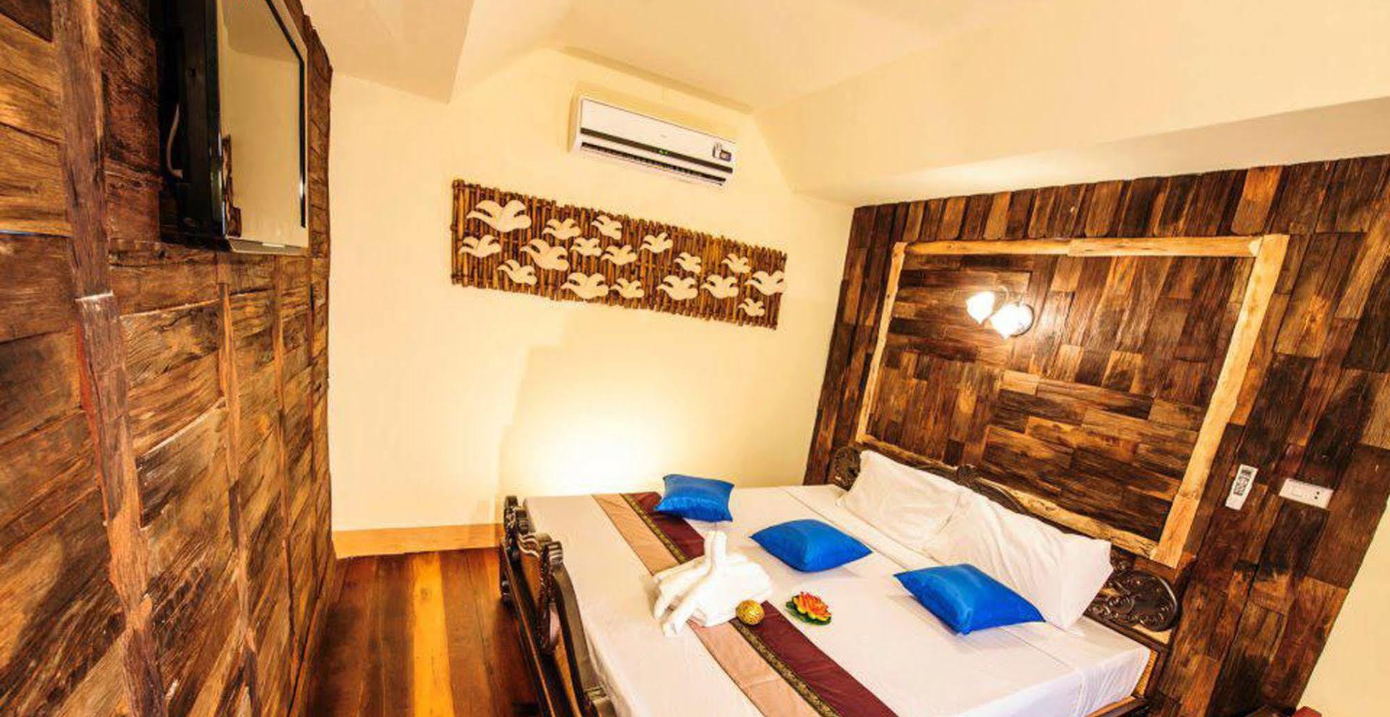 Chart Trip Resort Nakhonratcsaszima Kültér fotó